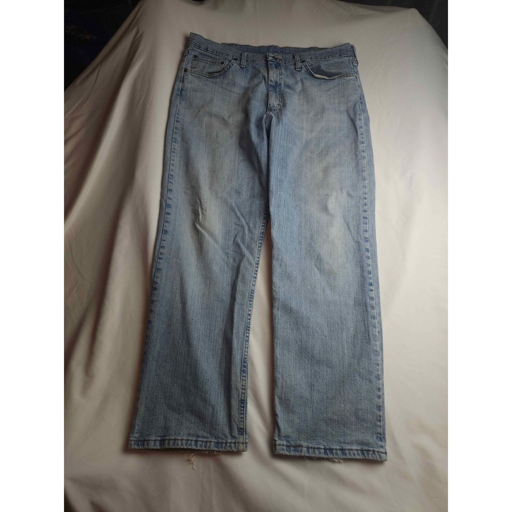 Wrangler Relaxed Fit Light Wash Denim Jeans Mens 36x30